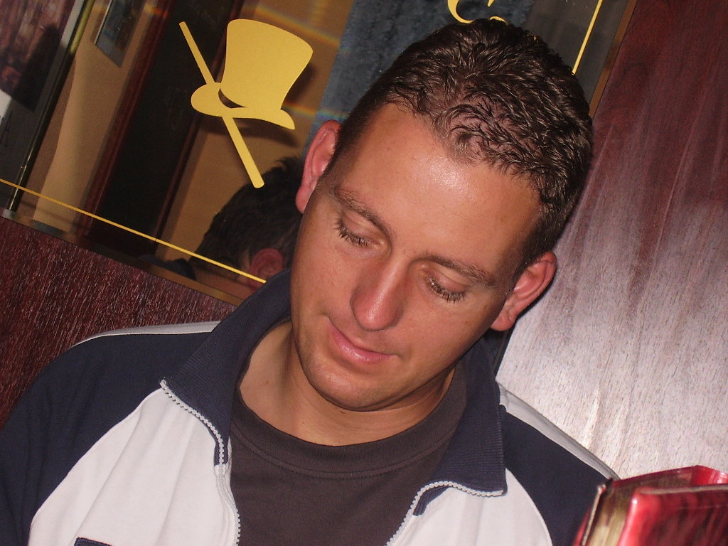 Image 45 of 77  -  170 kB